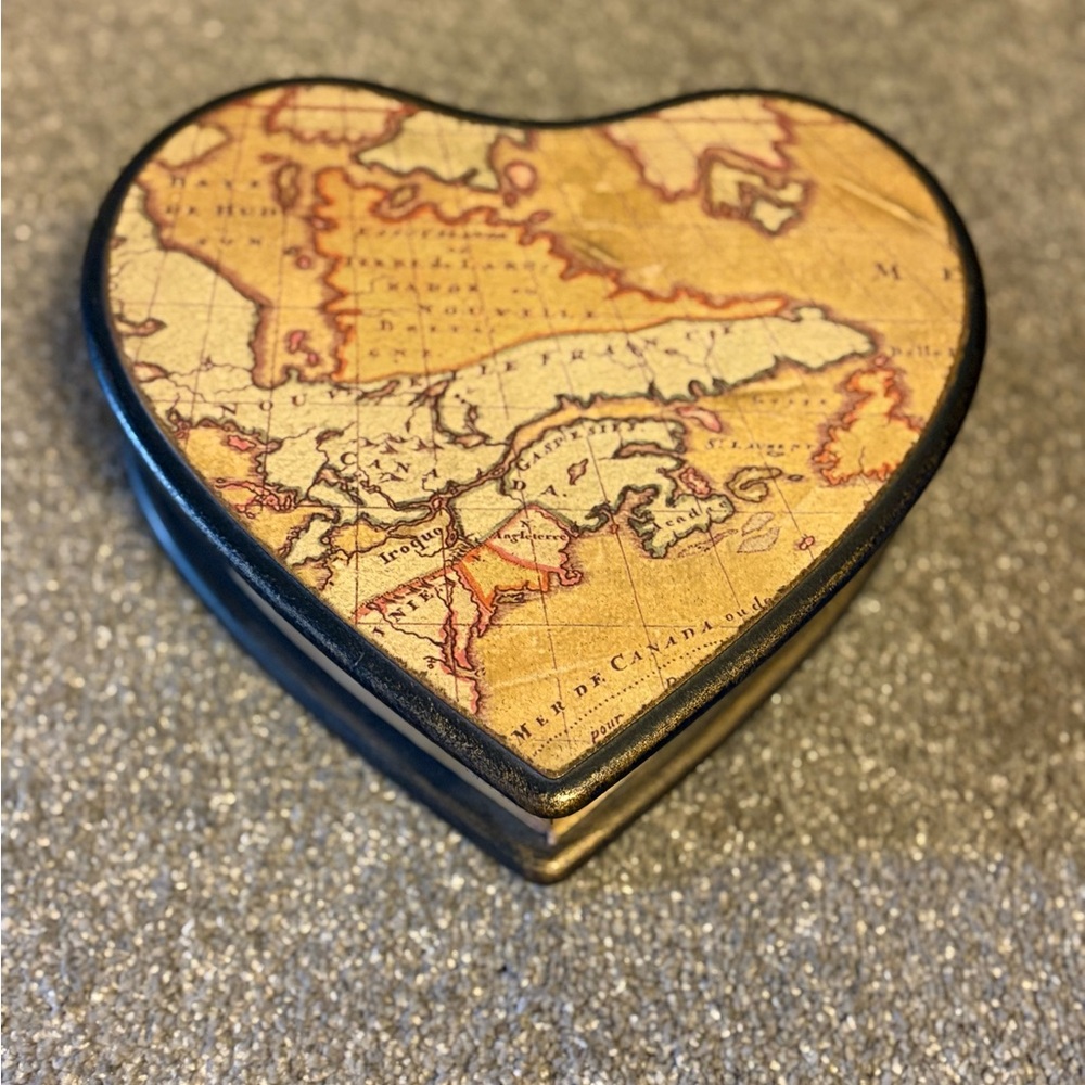 Heart-Shaped Map Trinket Box